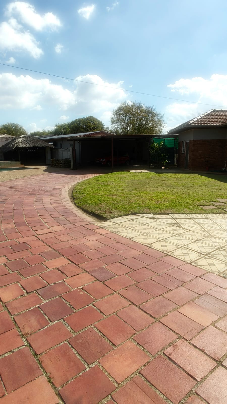 5 Bedroom Property for Sale in Hennenman Free State